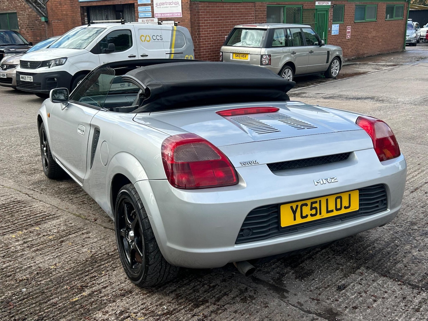 Used Toyota MR2 2002 for sale - 76158982: Photo 32