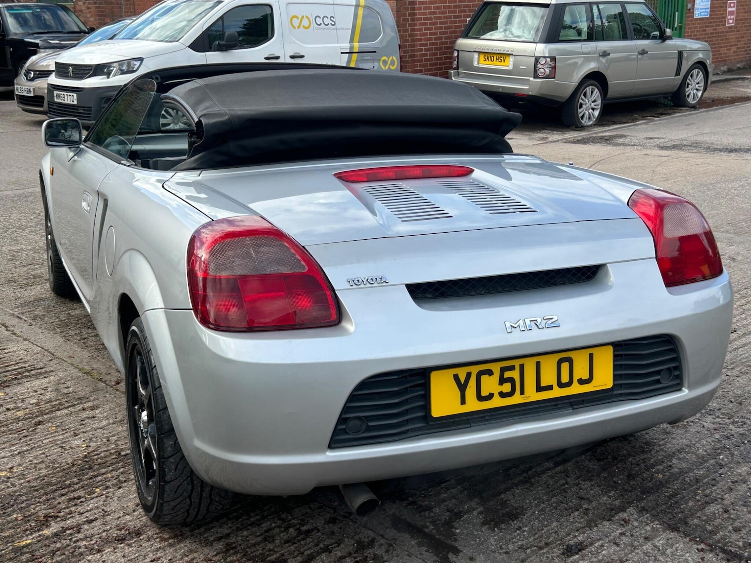 Used Toyota MR2 2002 for sale - 76158982: Photo 34