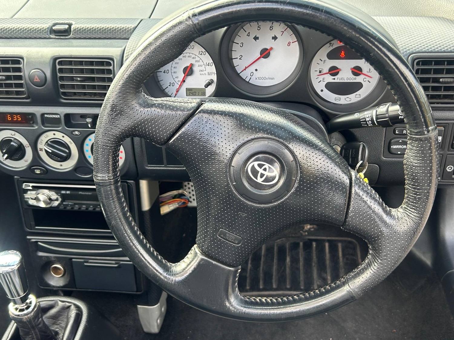 Used Toyota MR2 2002 for sale - 76158982: Photo 47