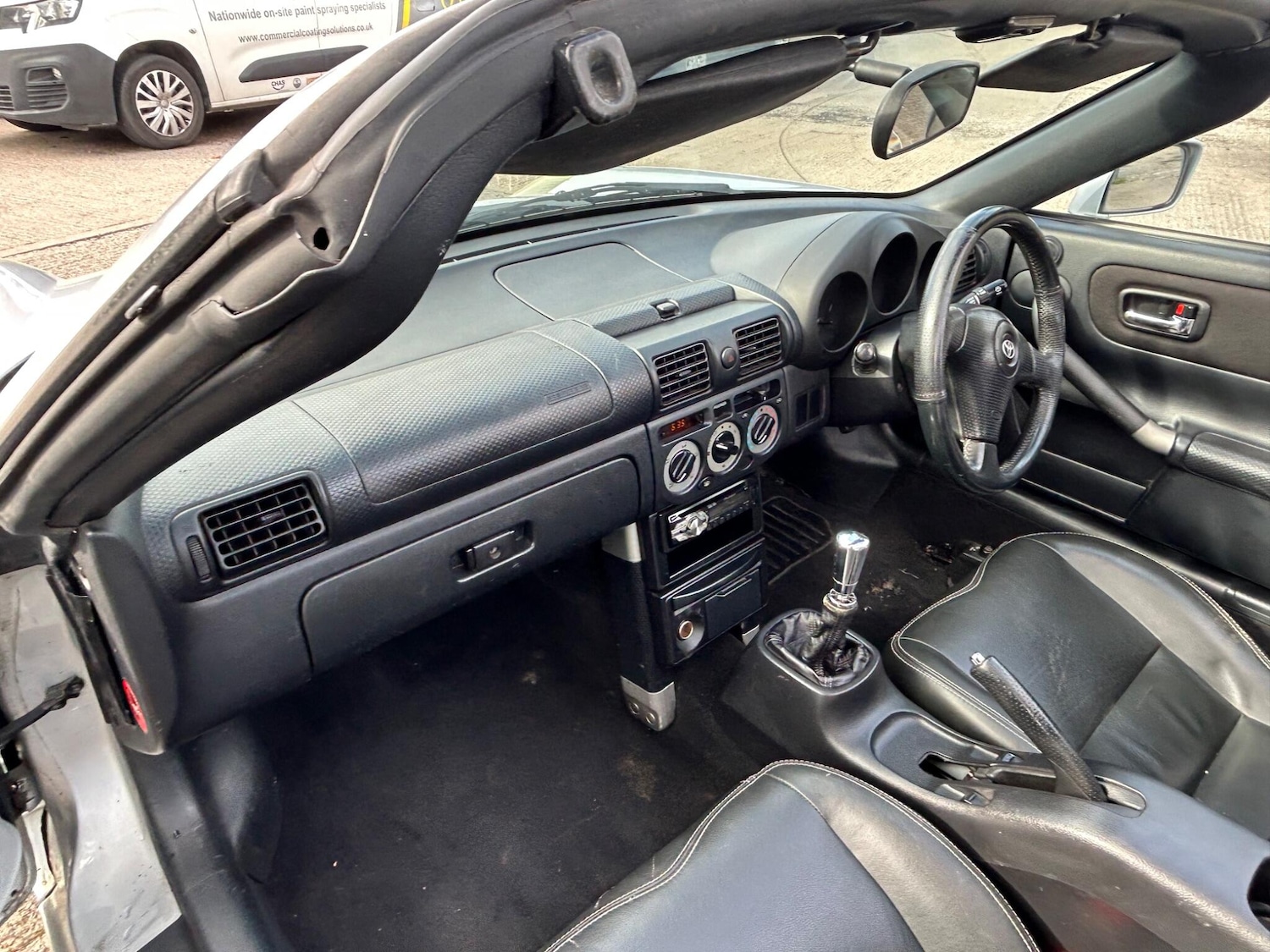 Used Toyota MR2 2002 for sale - 76158982: Photo 53