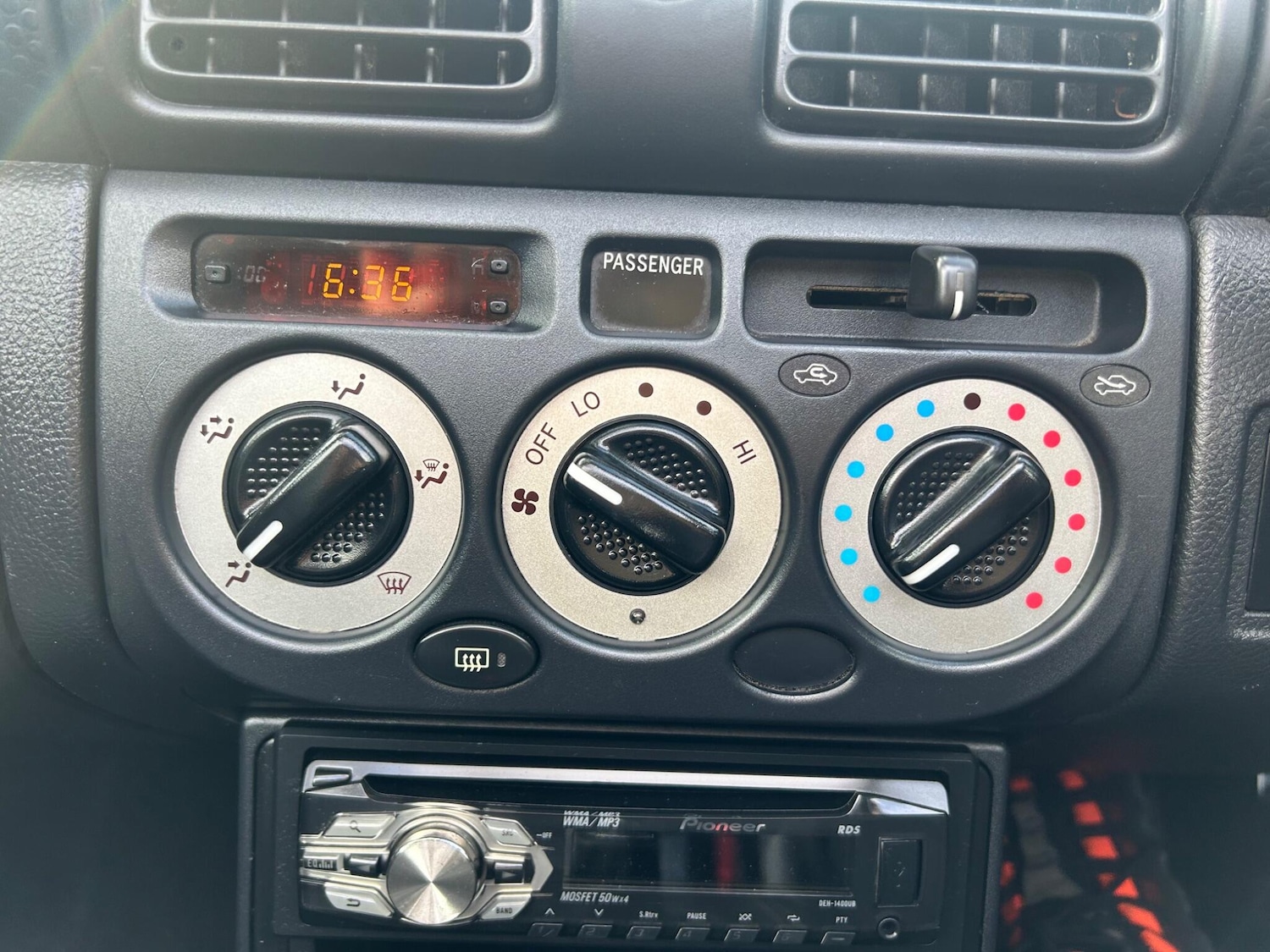 Used Toyota MR2 2002 for sale - 76158982: Photo 58