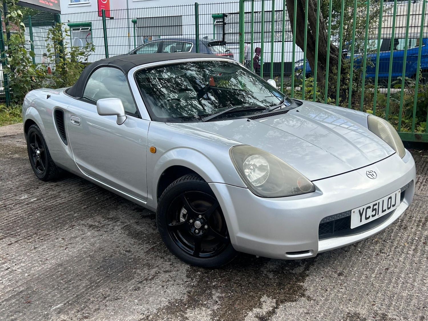 Used Toyota MR2 2002 for sale - 76158982: Photo 7