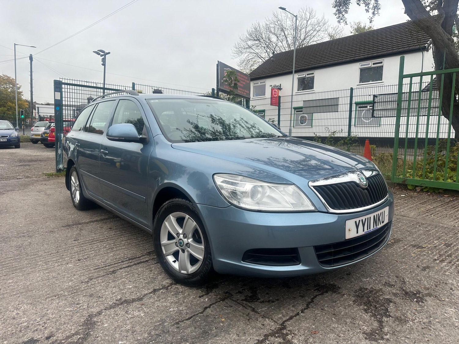Used Skoda Octavia 2011 for sale - 76361069: Photo 3
