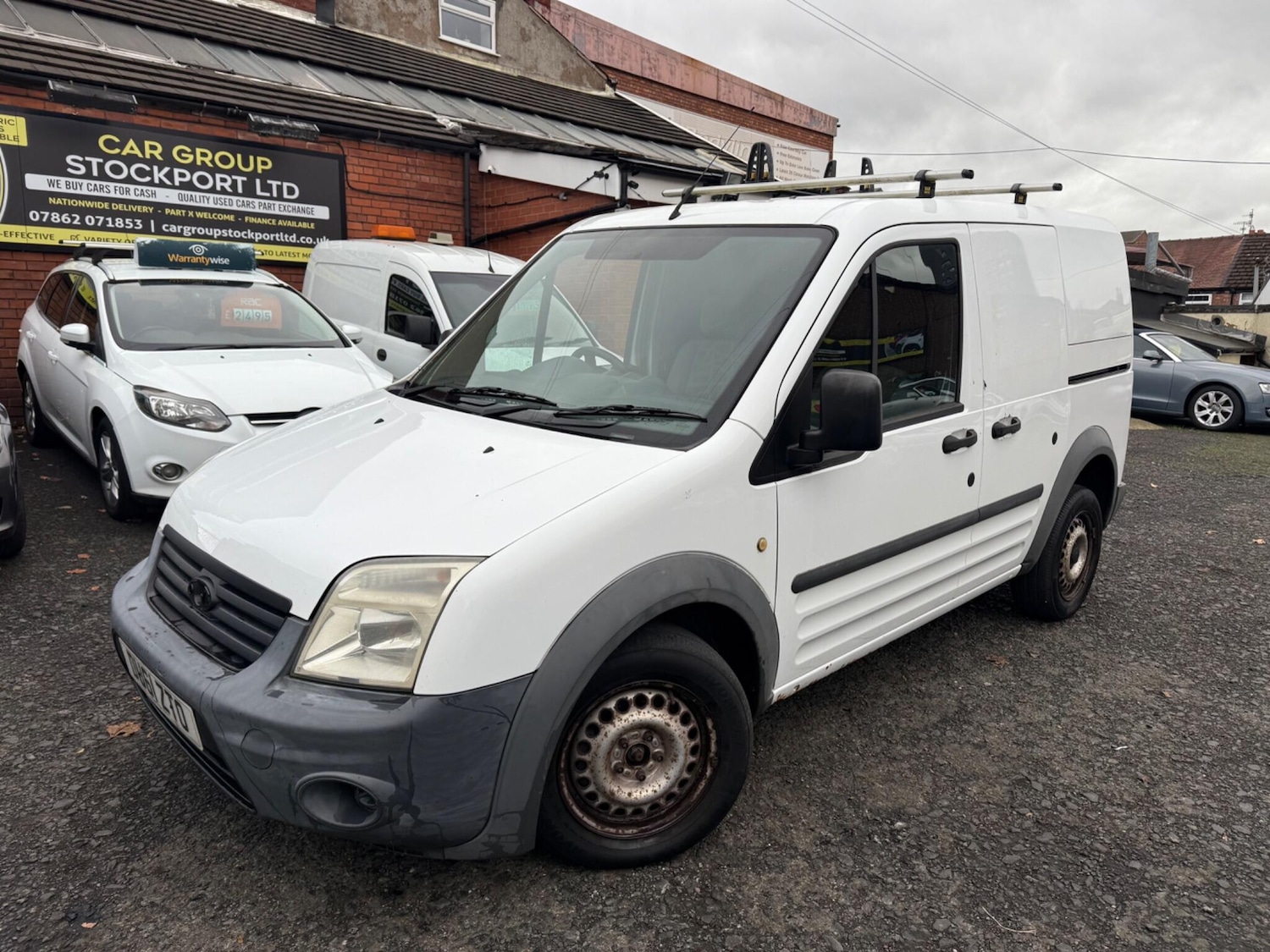 Used Ford Transit Connect 2011 for sale - 76952629: Photo 2