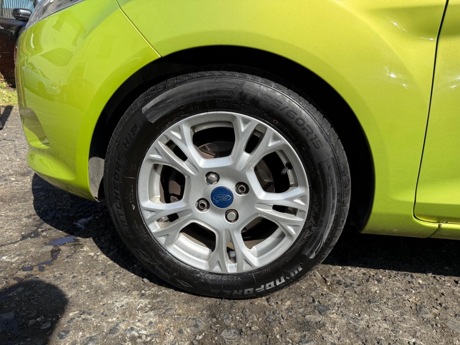 Used Ford Fiesta 2010 for sale - 76158672: Photo 11