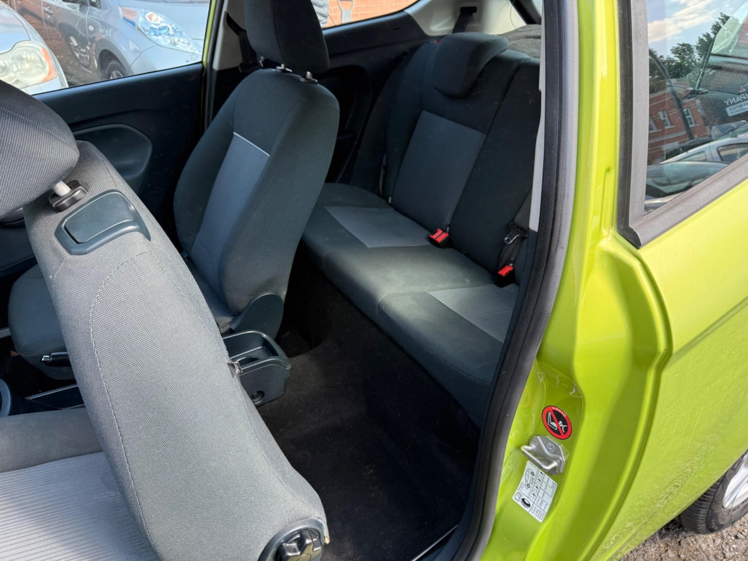 Used Ford Fiesta 2010 for sale - 76158672: Photo 24