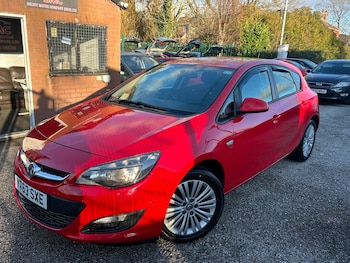 Used Vauxhall Astra 2013 for sale - 77067275: Photo