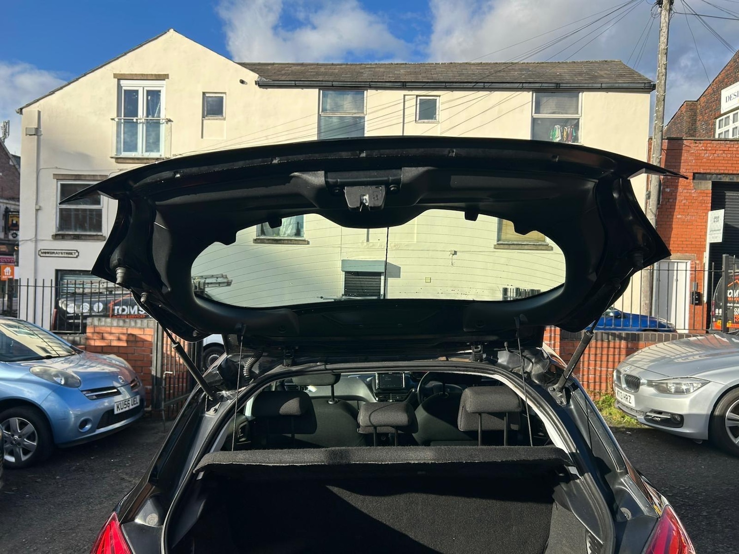 Used Peugeot 208 2013 for sale - 76336215: Photo 19