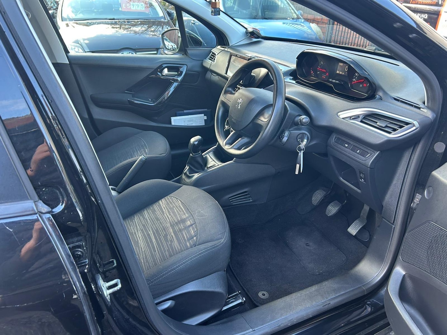 Used Peugeot 208 2013 for sale - 76336215: Photo 20