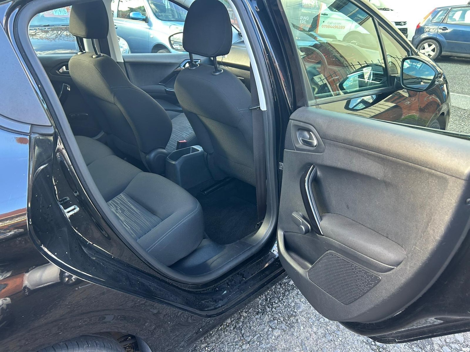 Used Peugeot 208 2013 for sale - 76336215: Photo 29