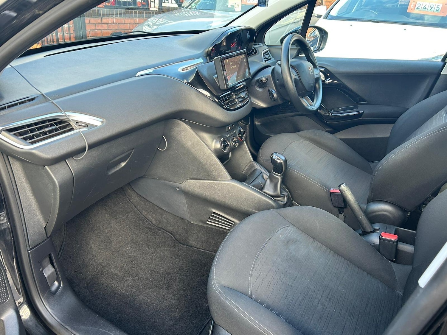 Used Peugeot 208 2013 for sale - 76336215: Photo 35