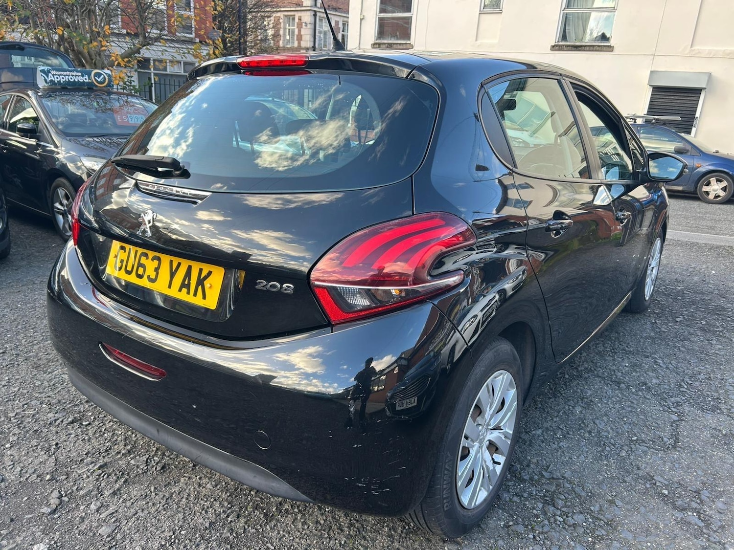 Used Peugeot 208 2013 for sale - 76336215: Photo 6