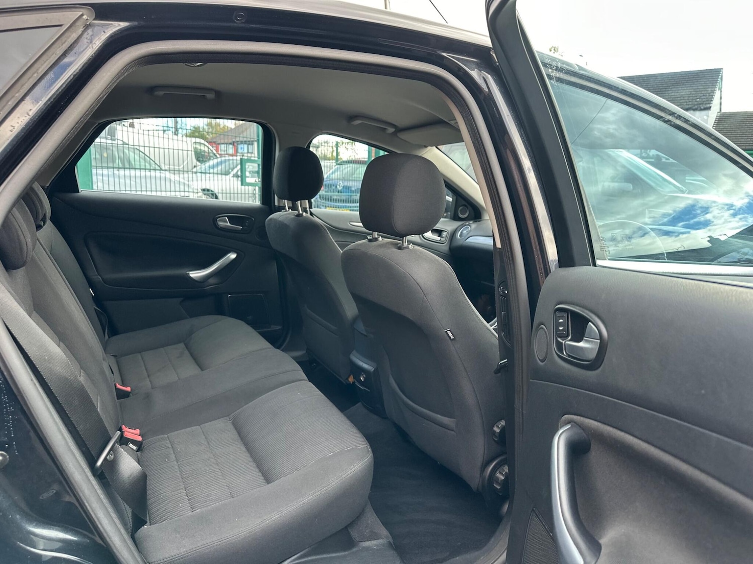 Used Ford Mondeo 2009 for sale - 76398057: Photo 17