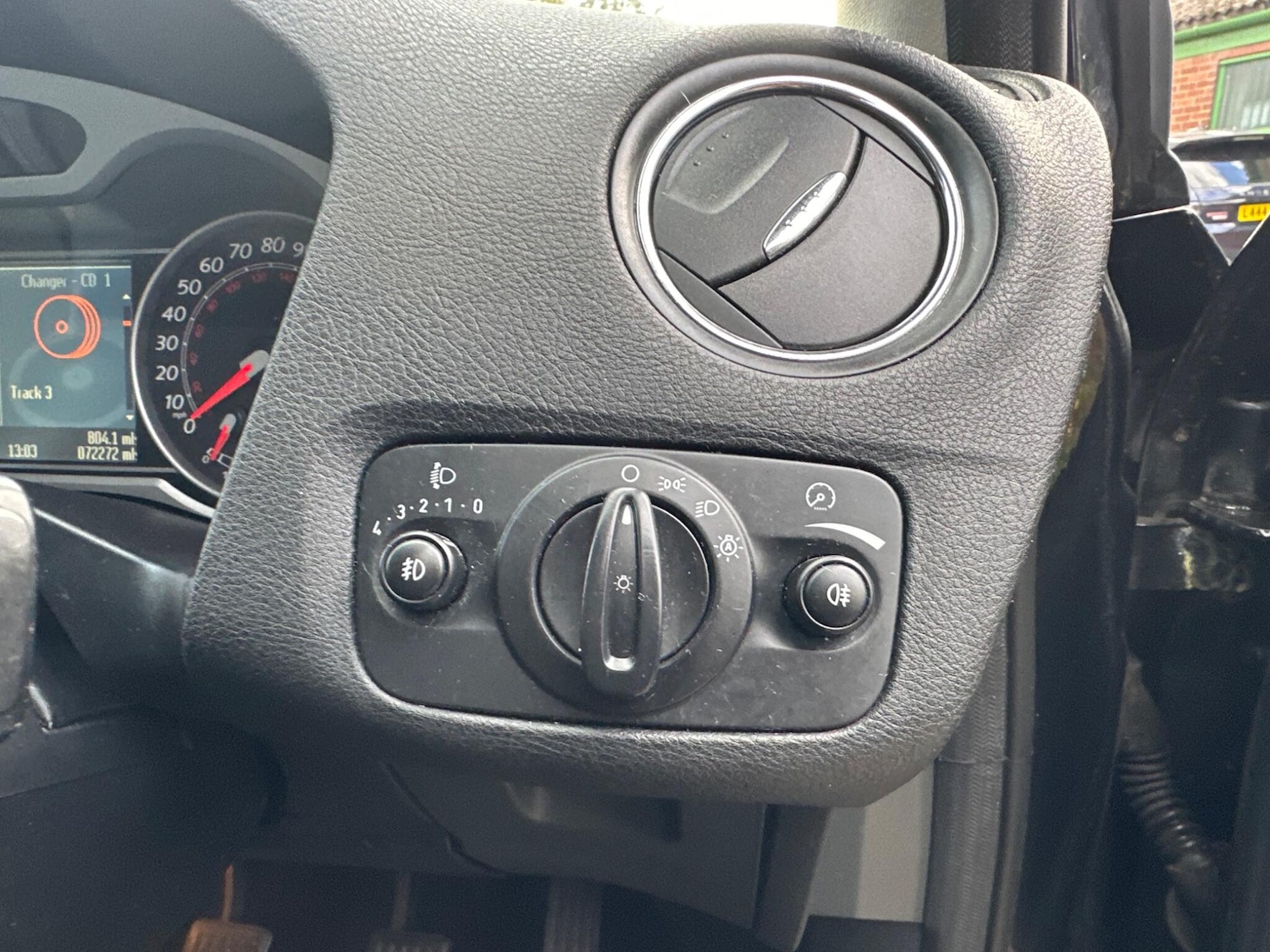 Used Ford Mondeo 2009 for sale - 76398057: Photo 21