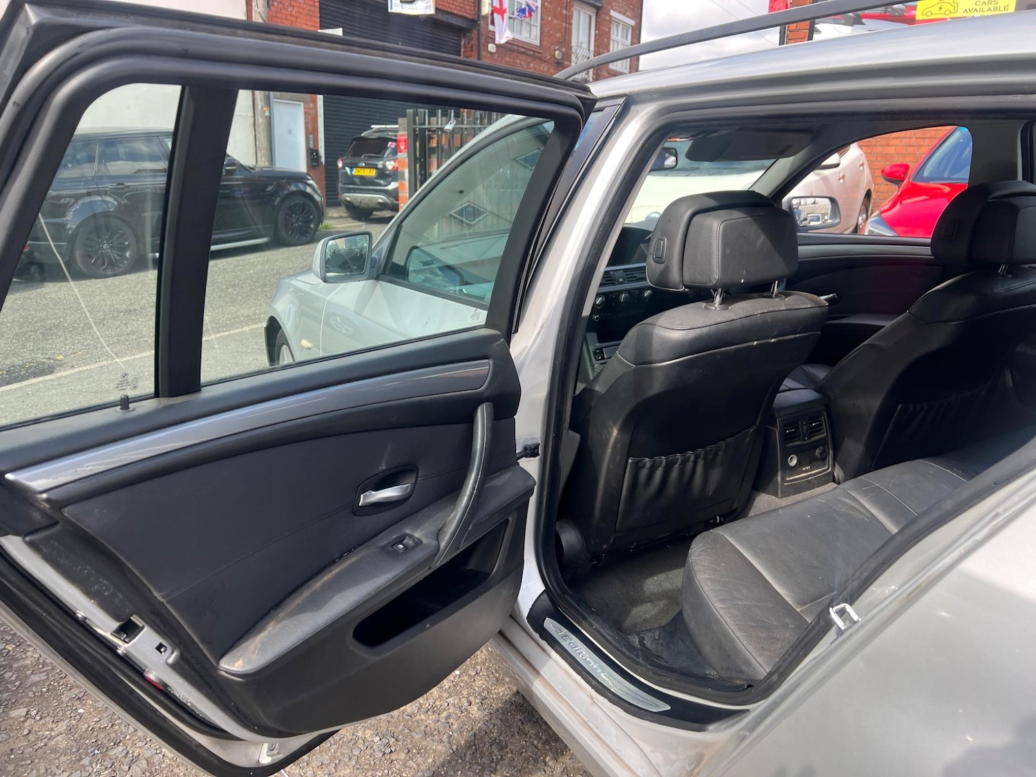 BMW 5 Series (59) - 2.0 520d SE Business Edition Touring Euro 4 5dr - Image 16