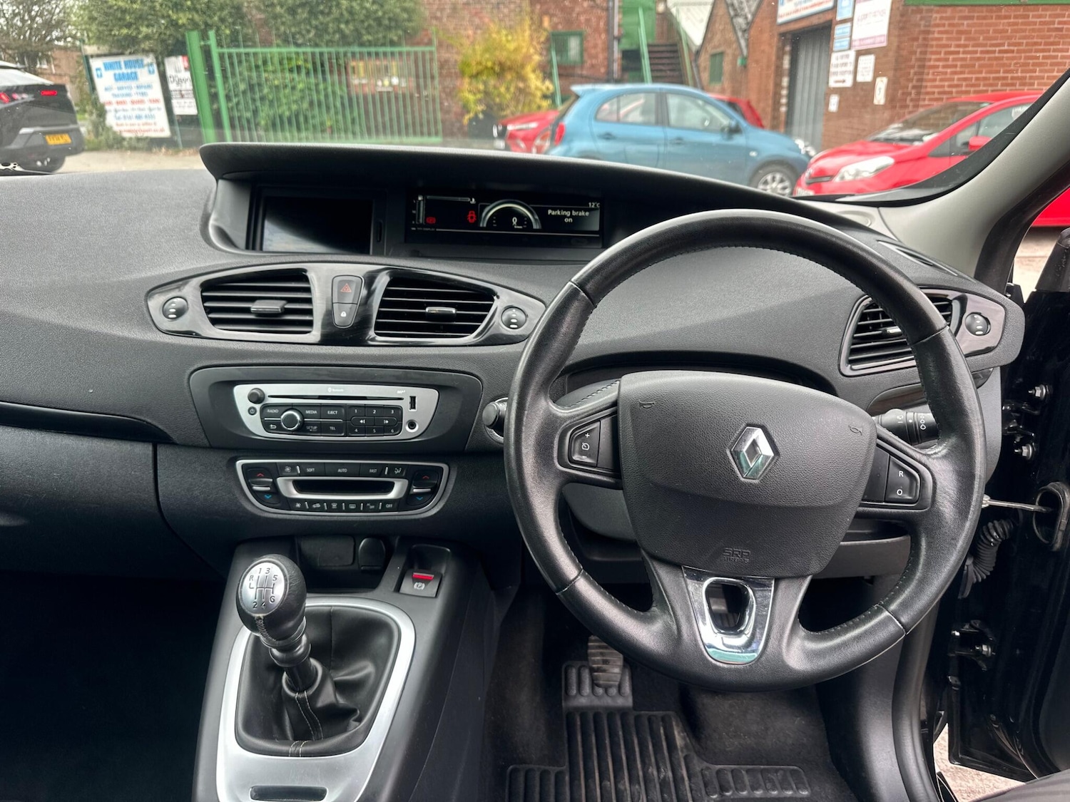 Used Renault Scenic 2015 for sale - 76337491: Photo 29