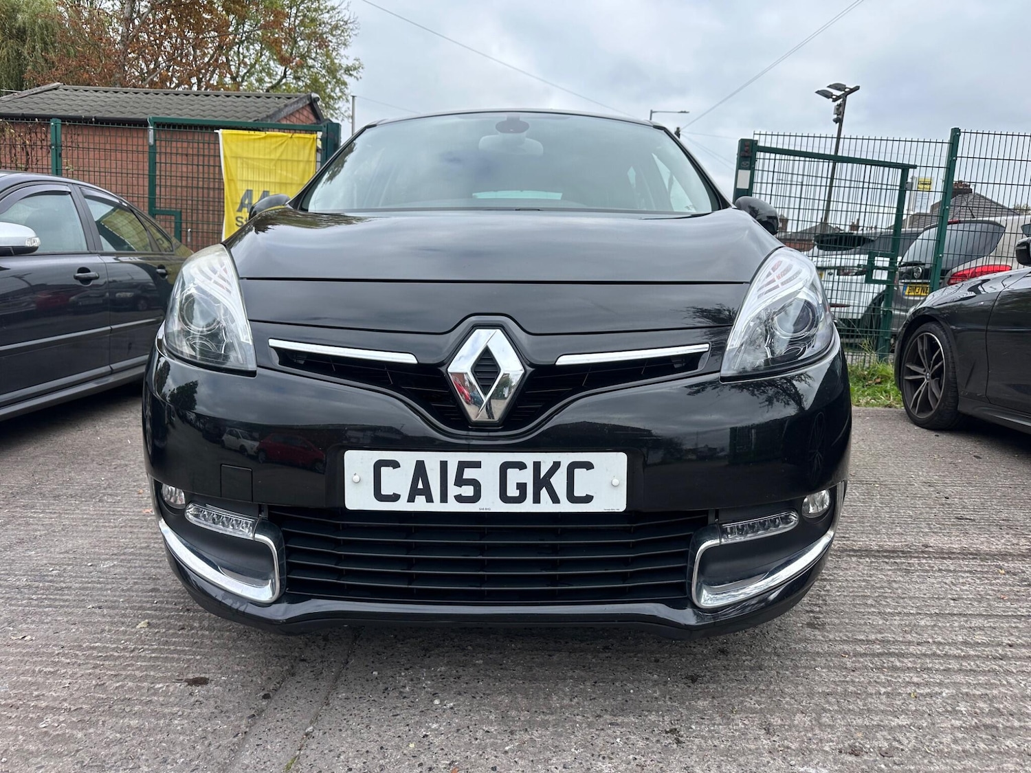 Used Renault Scenic 2015 for sale - 76337491: Photo 3