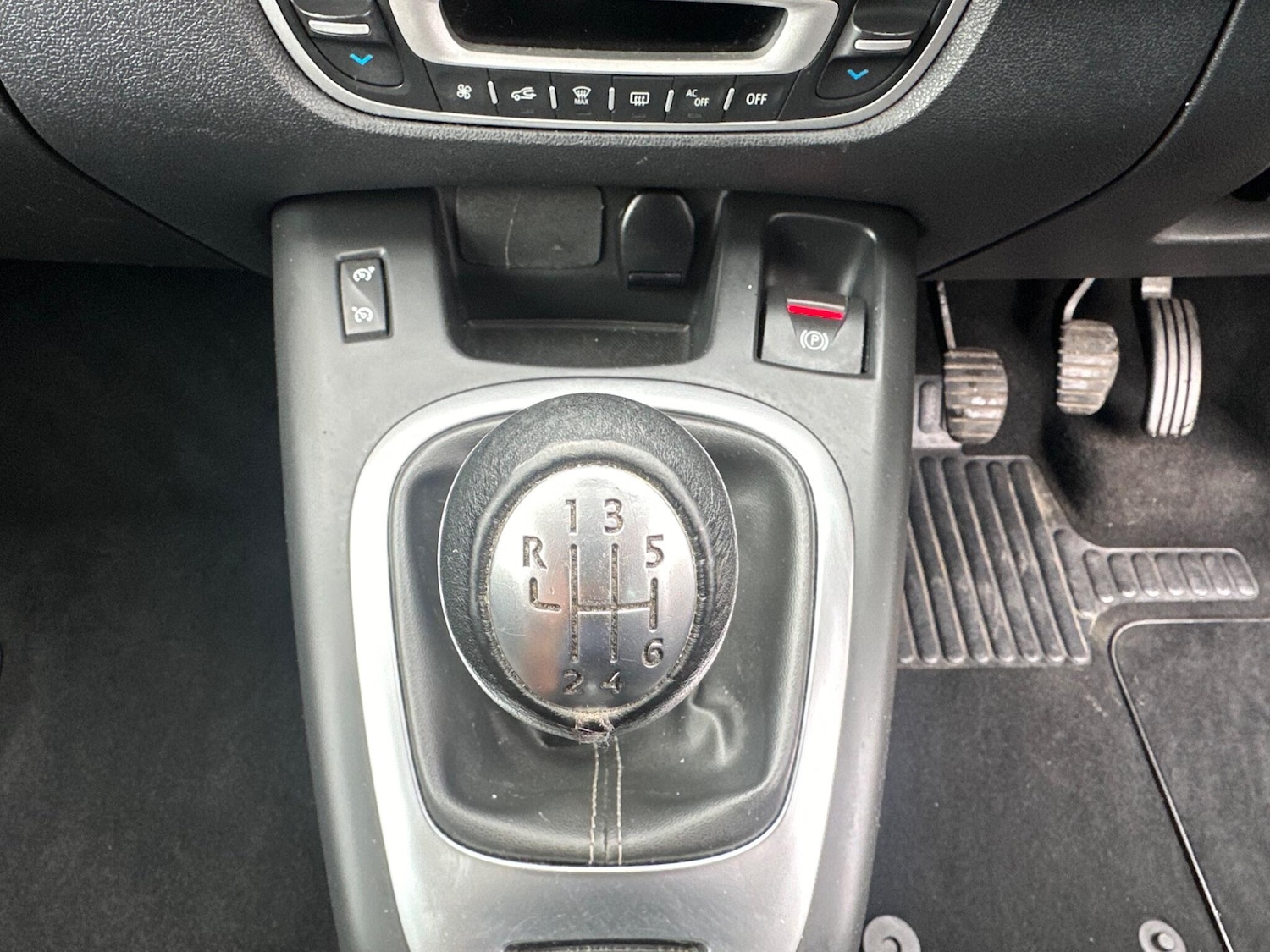 Used Renault Scenic 2015 for sale - 76337491: Photo 31