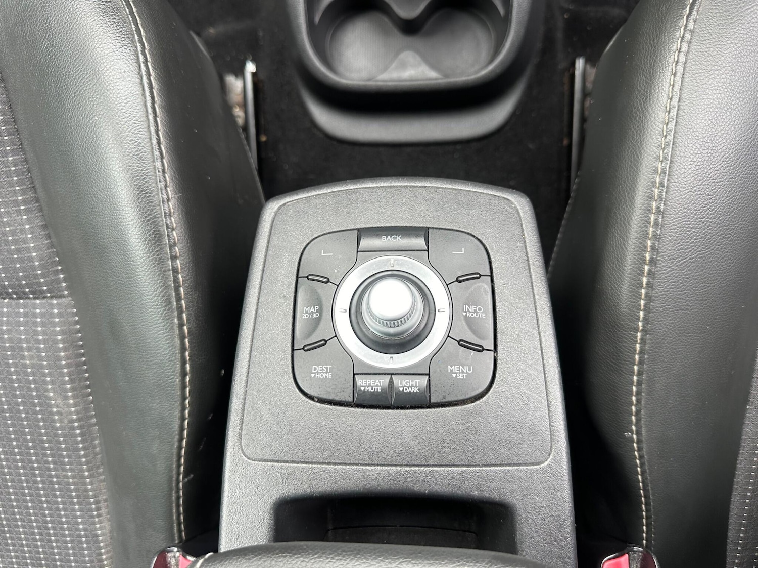 Used Renault Scenic 2015 for sale - 76337491: Photo 32