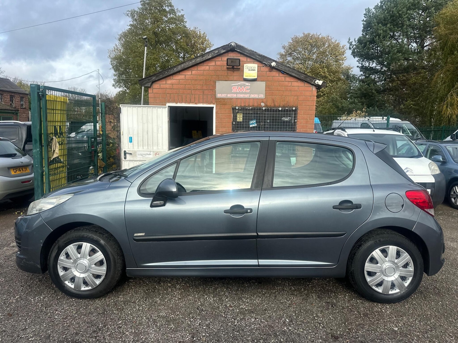 Used Peugeot 207 2010 for sale - 76953536: Photo 10