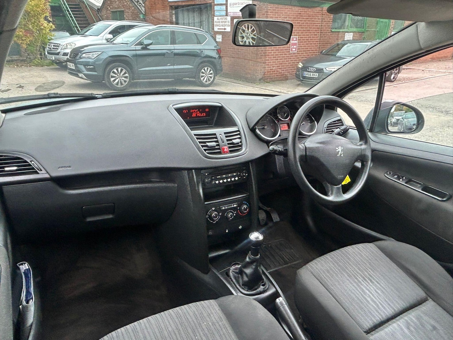 Used Peugeot 207 2010 for sale - 76953536: Photo 15