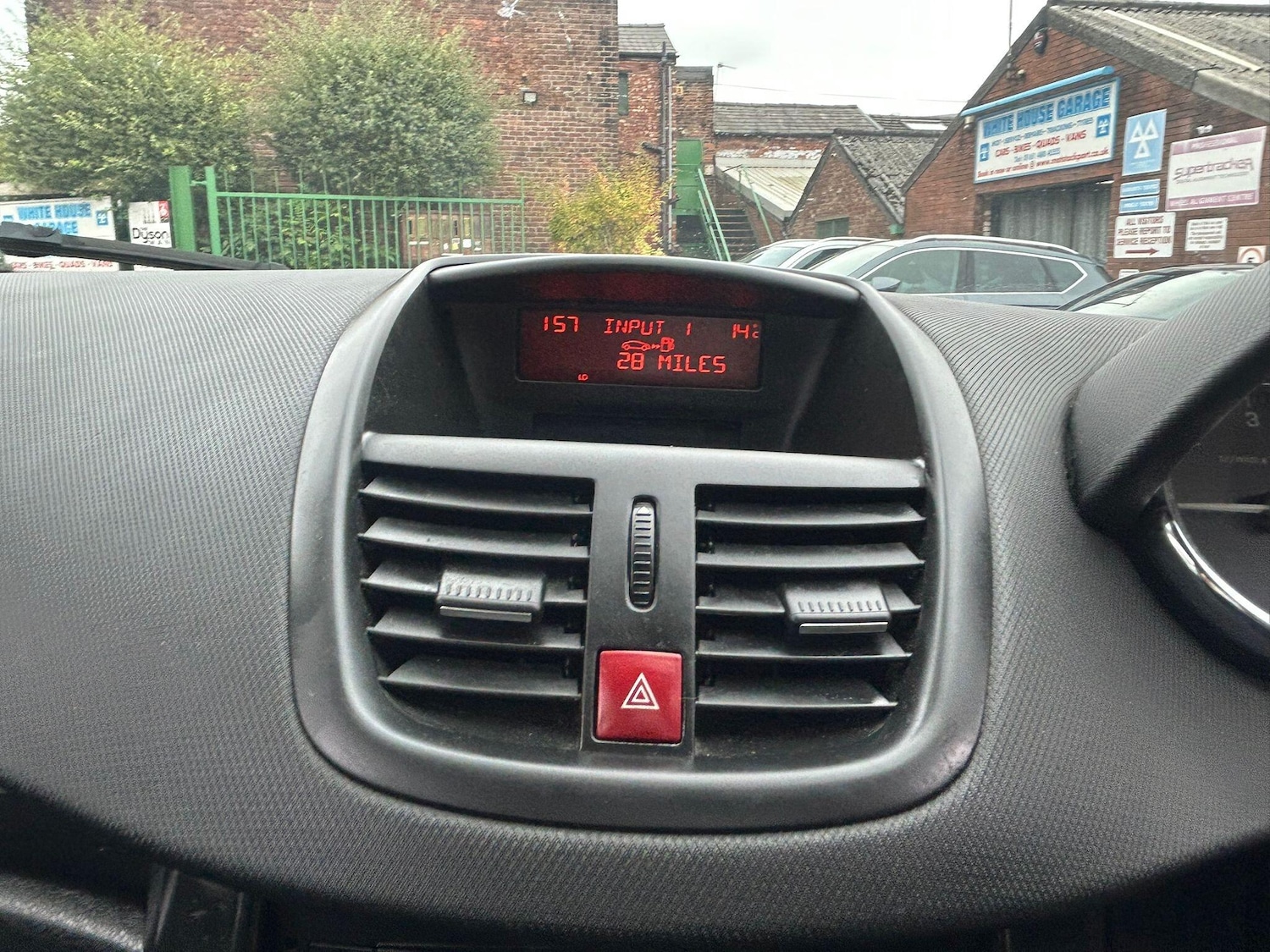 Used Peugeot 207 2010 for sale - 76953536: Photo 22