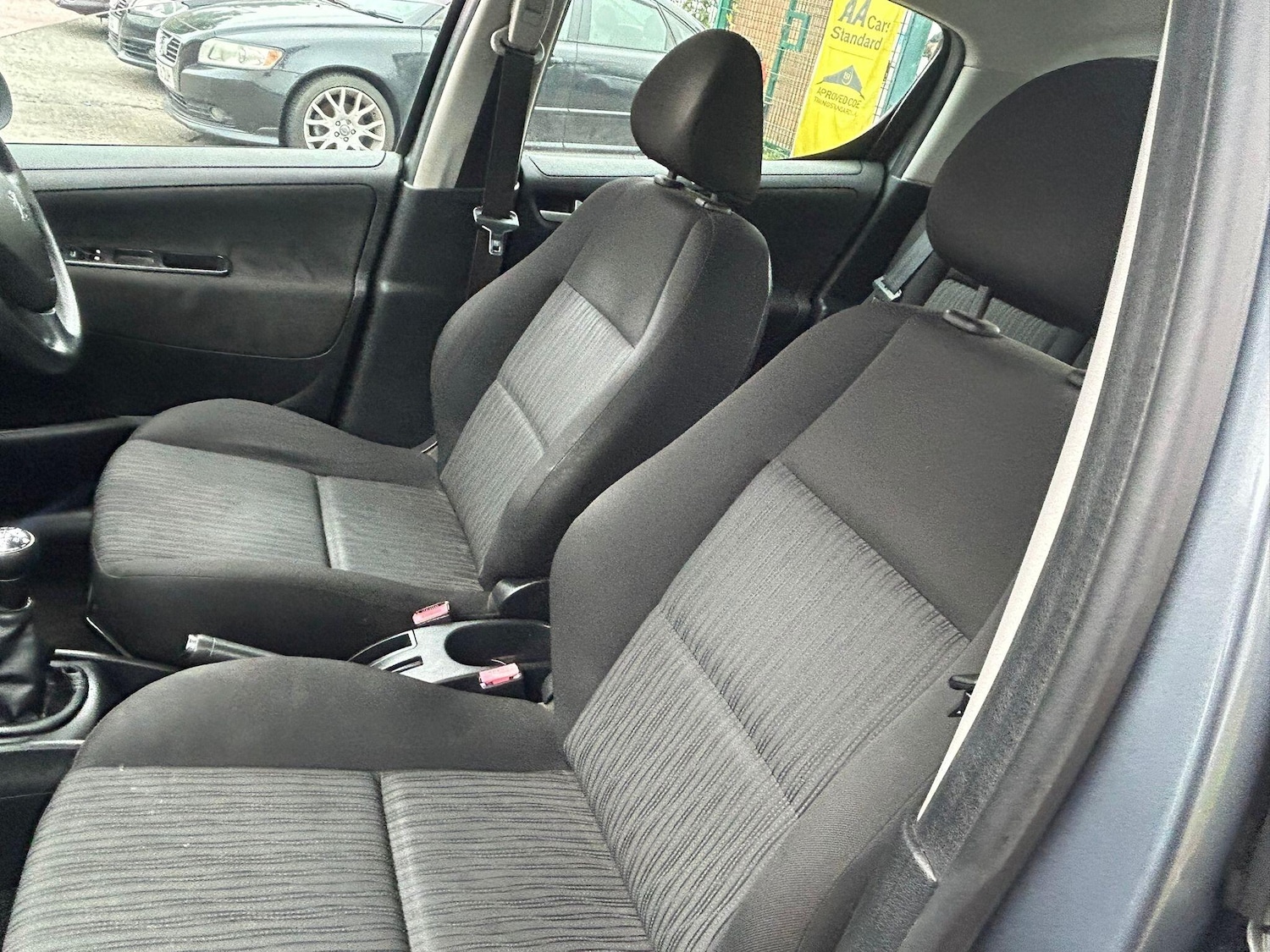 Used Peugeot 207 2010 for sale - 76953536: Photo 29