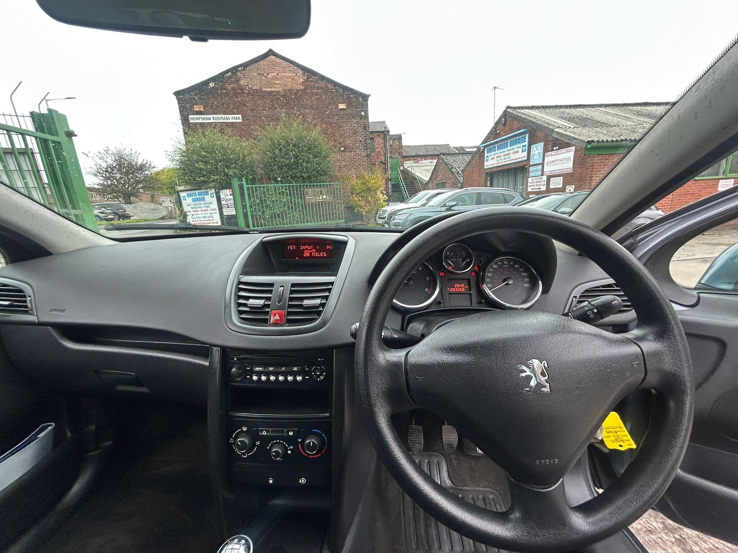 Used Peugeot 207 2010 for sale - 76953536: Photo 36