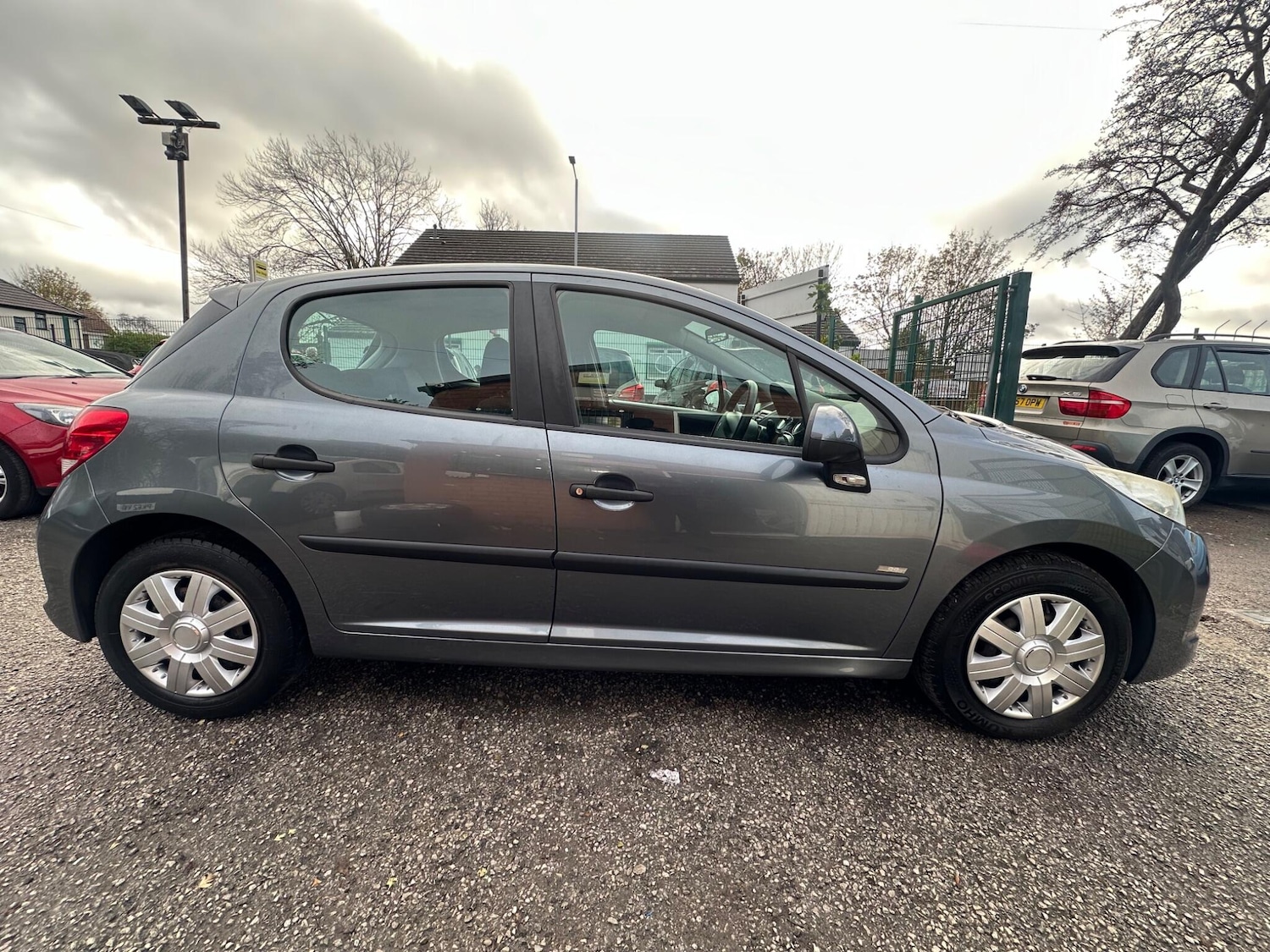 Used Peugeot 207 2010 for sale - 76953536: Photo 4