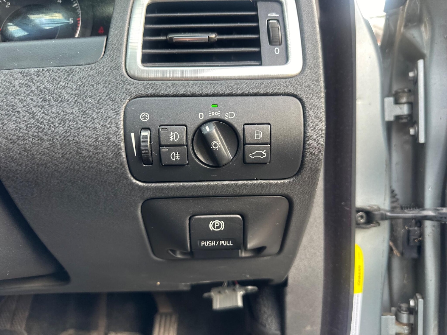 Used Volvo V70 2008 for sale - 76409548: Photo 16