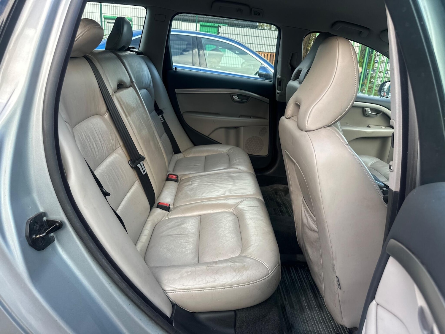 Used Volvo V70 2008 for sale - 76409548: Photo 21