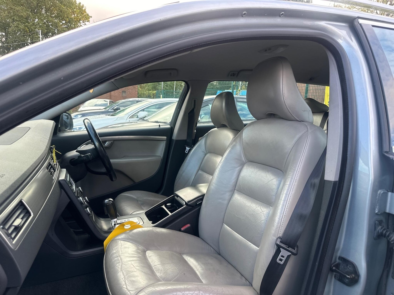 Used Volvo V70 2008 for sale - 76409548: Photo 28