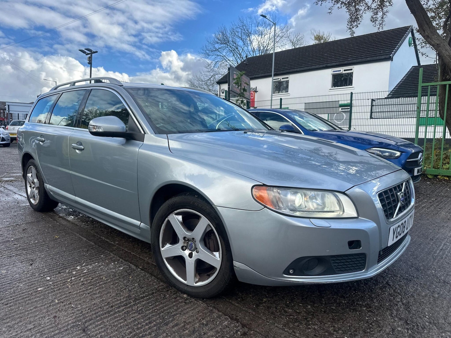 Used Volvo V70 2008 for sale - 76409548: Photo 7