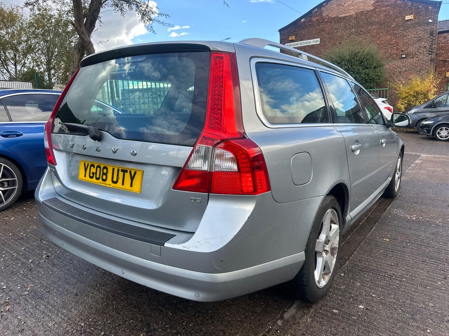 Used Volvo V70 2008 for sale - 76409548: Photo 9