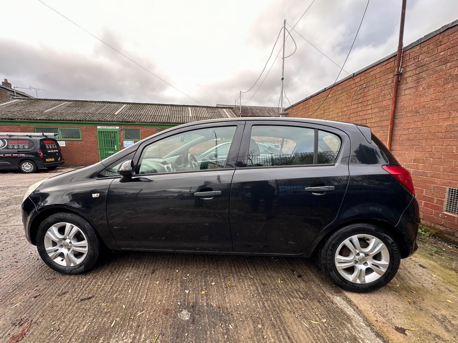 Used Vauxhall Corsa 2011 for sale - 76952621: Photo 13