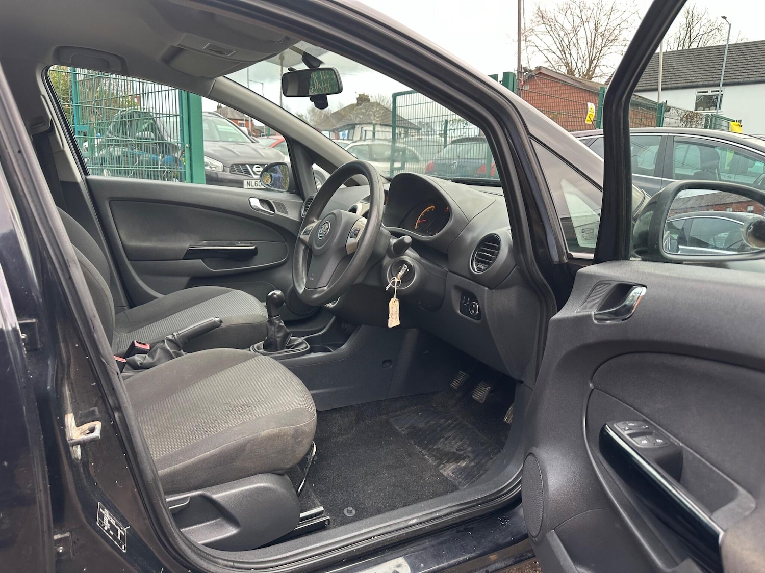 Used Vauxhall Corsa 2011 for sale - 76952621: Photo 22