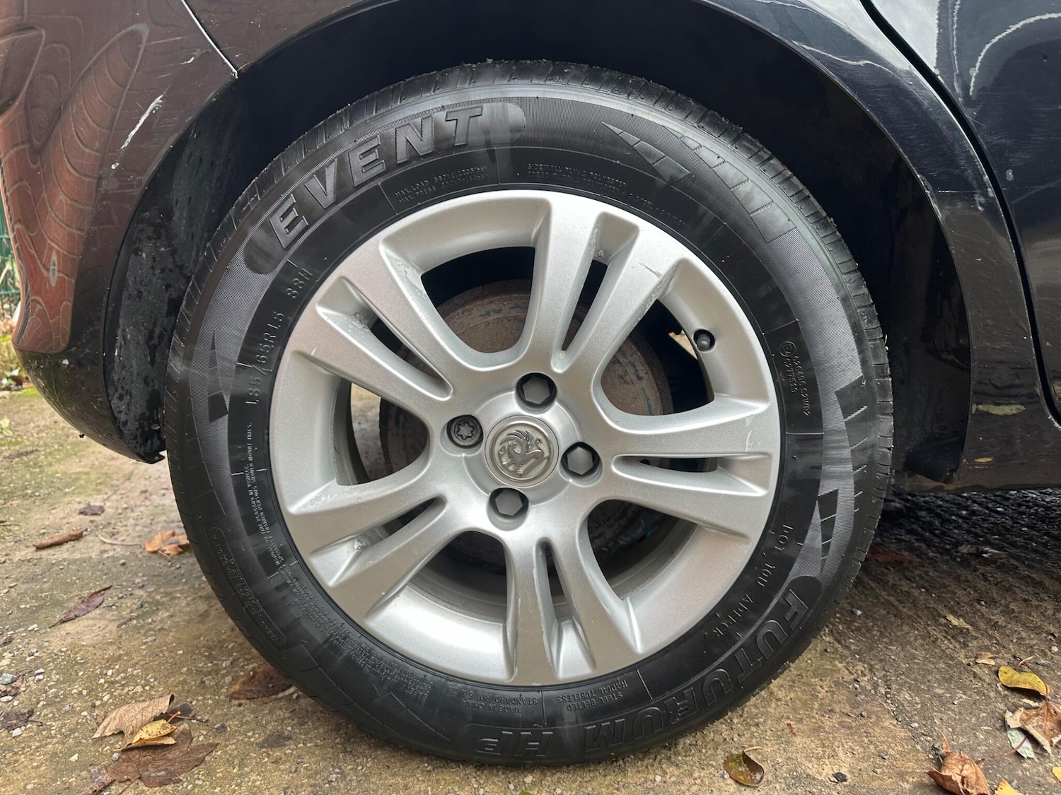 Used Vauxhall Corsa 2011 for sale - 76952621: Photo 32