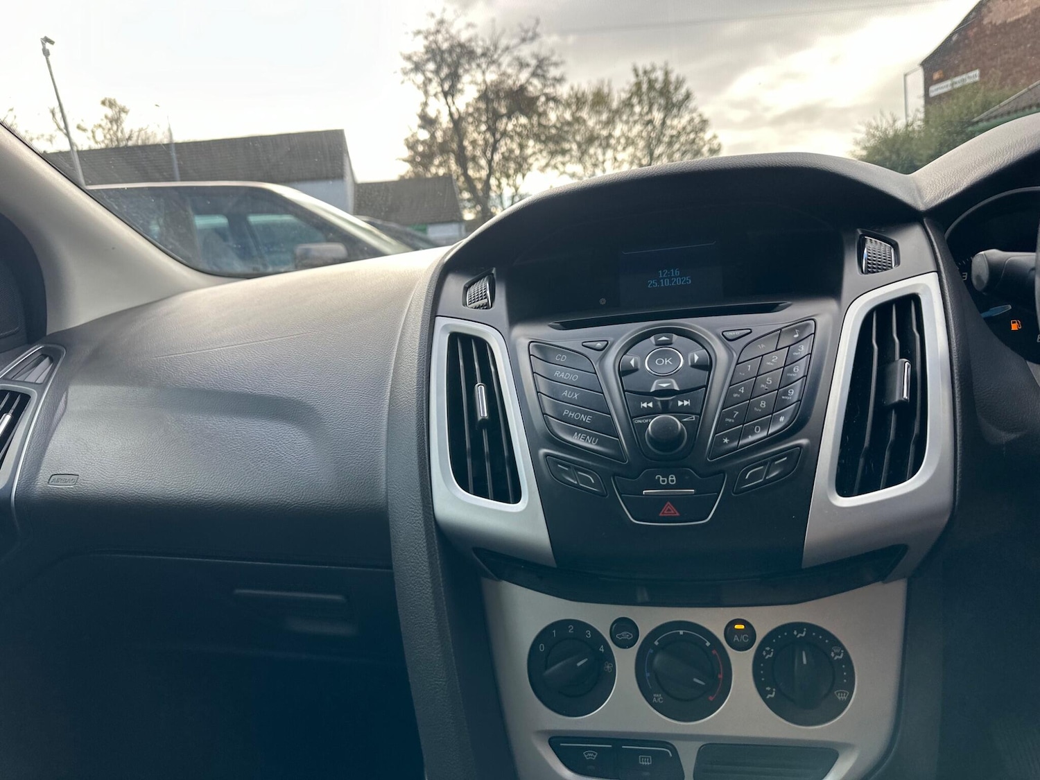 Used Ford Focus 2011 for sale - 76953287: Photo 16