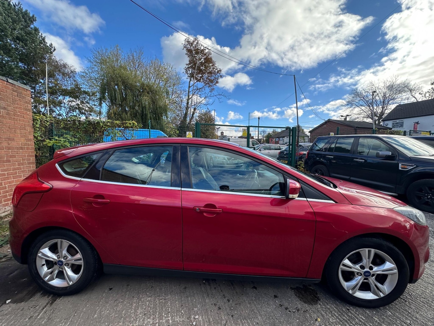 Used Ford Focus 2011 for sale - 76953287: Photo 6