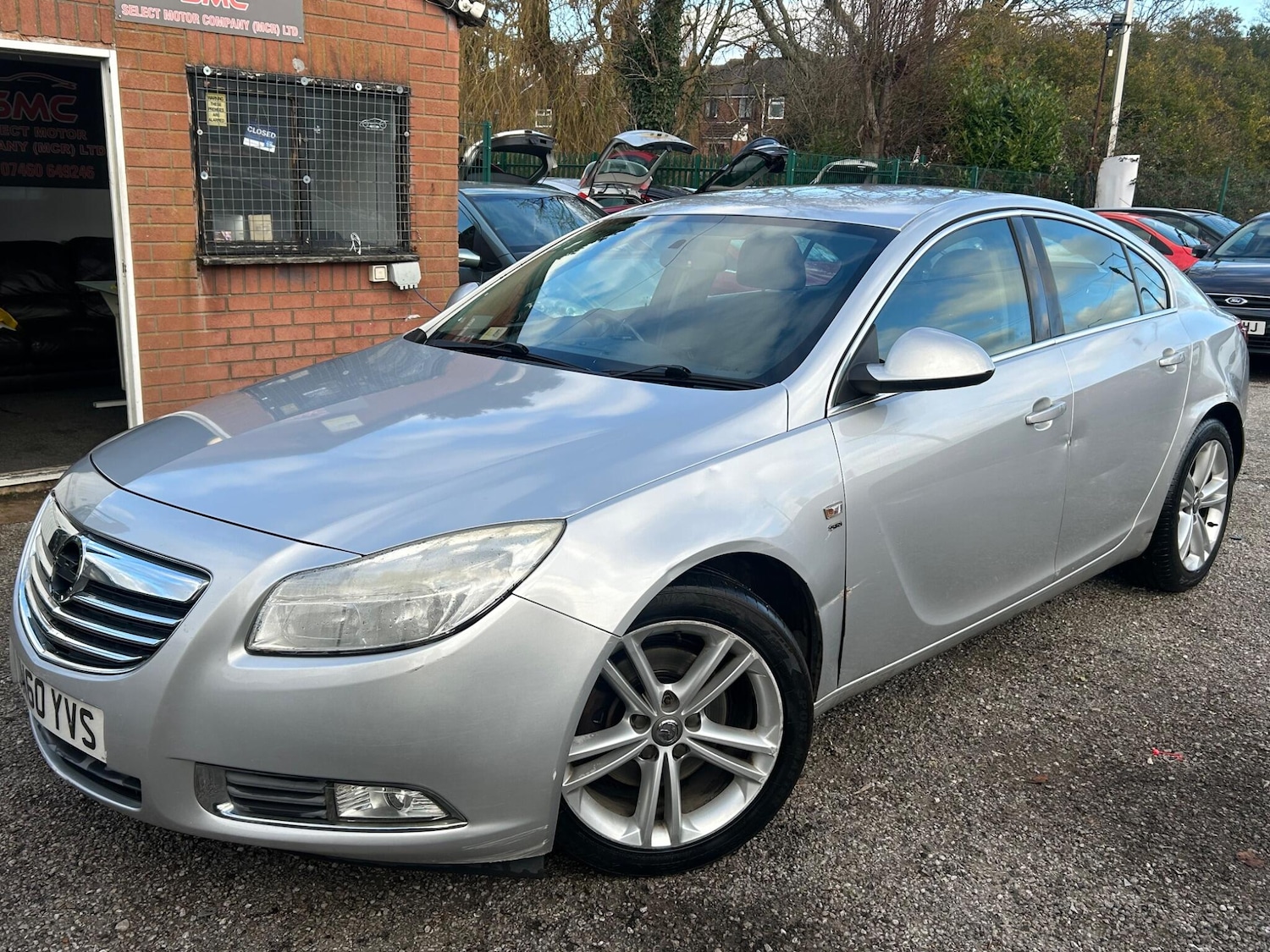 Used Vauxhall Insignia 2010 for sale - 77066518: Photo 2