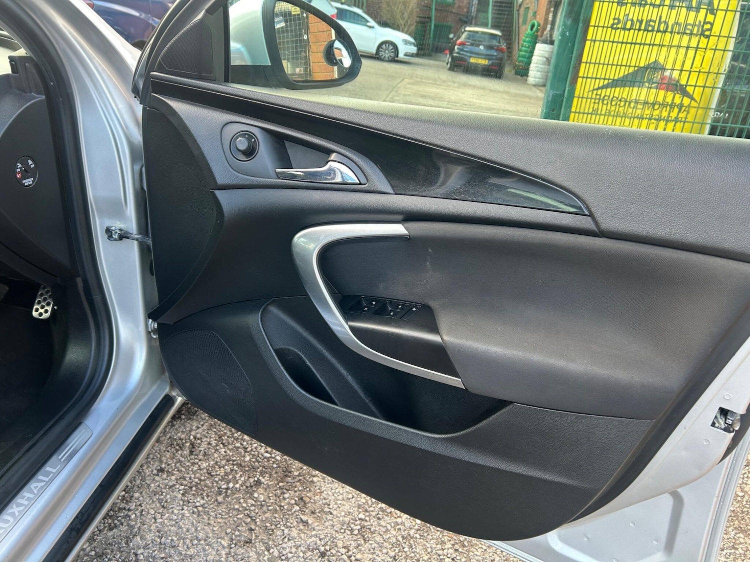 Used Vauxhall Insignia 2010 for sale - 77066518: Photo 20