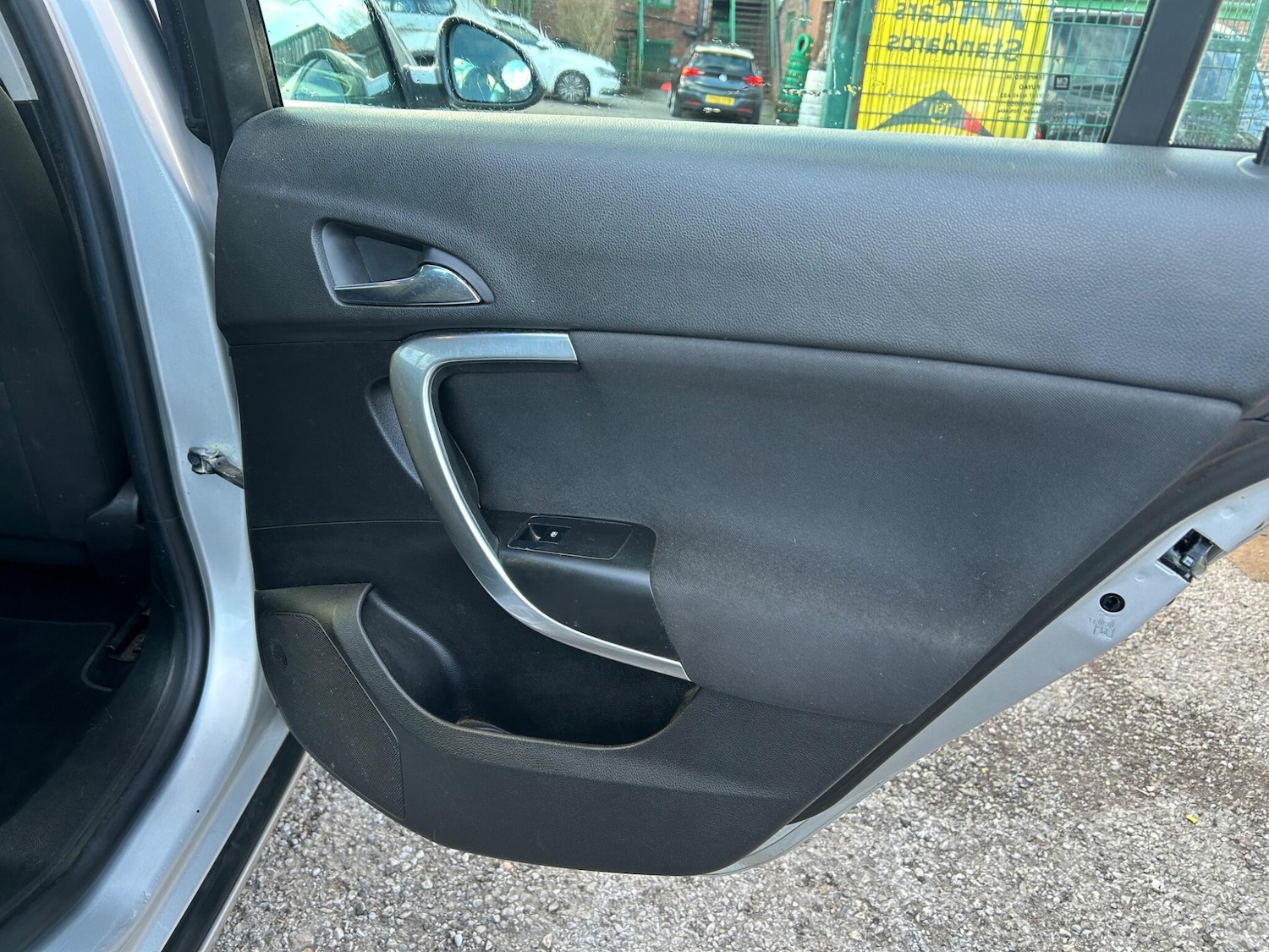 Used Vauxhall Insignia 2010 for sale - 77066518: Photo 31