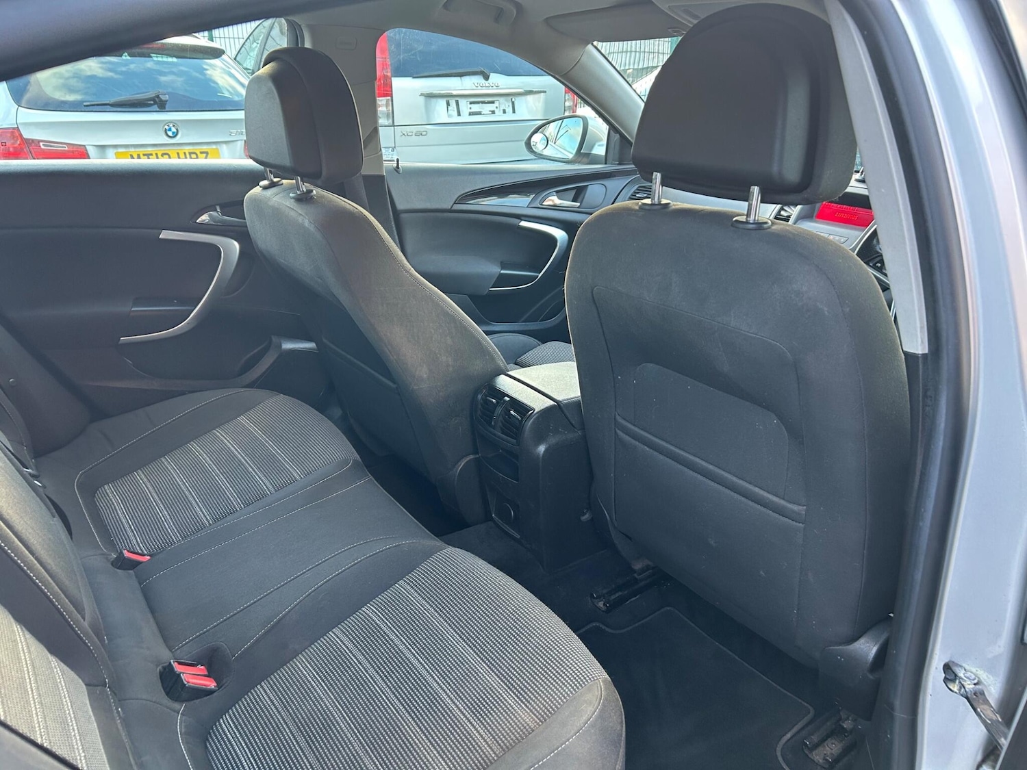 Used Vauxhall Insignia 2010 for sale - 77066518: Photo 32