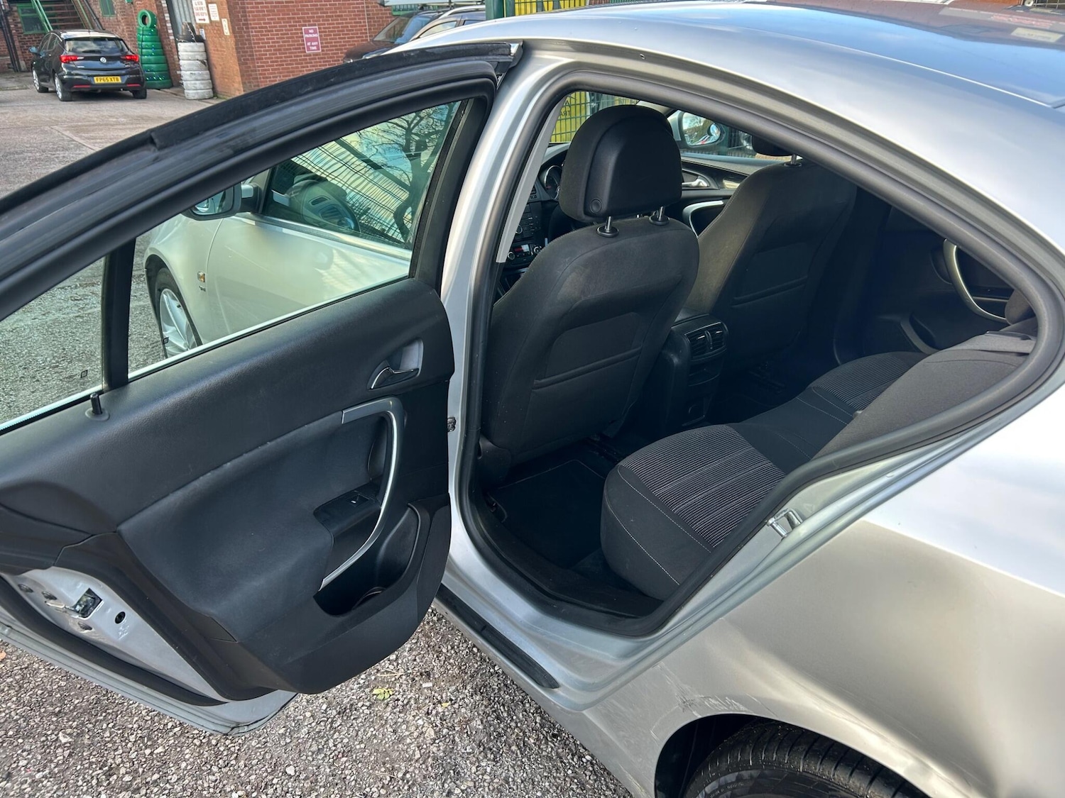 Used Vauxhall Insignia 2010 for sale - 77066518: Photo 33