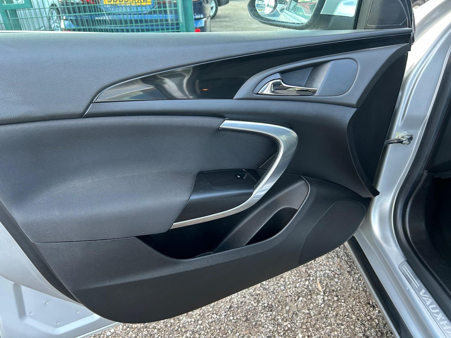 Used Vauxhall Insignia 2010 for sale - 77066518: Photo 38