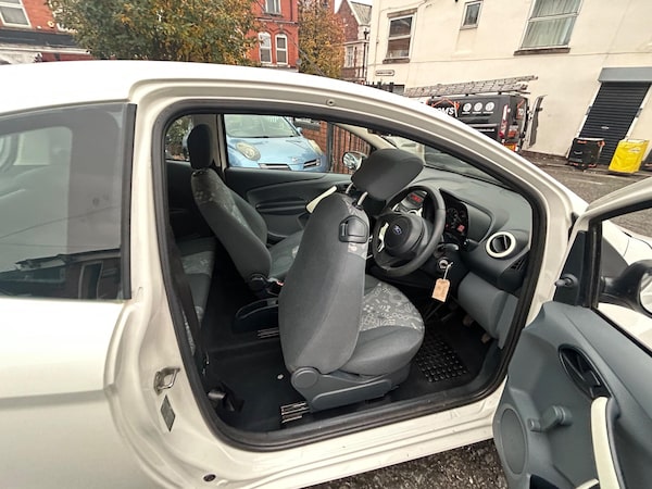 Used Ford Ka 2012 for sale - 76246620: Photo 32
