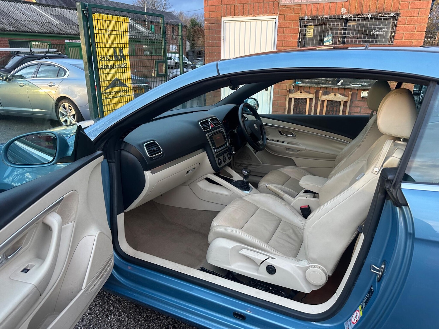 Used Volkswagen EOS 2007 for sale - 76952741: Photo 25