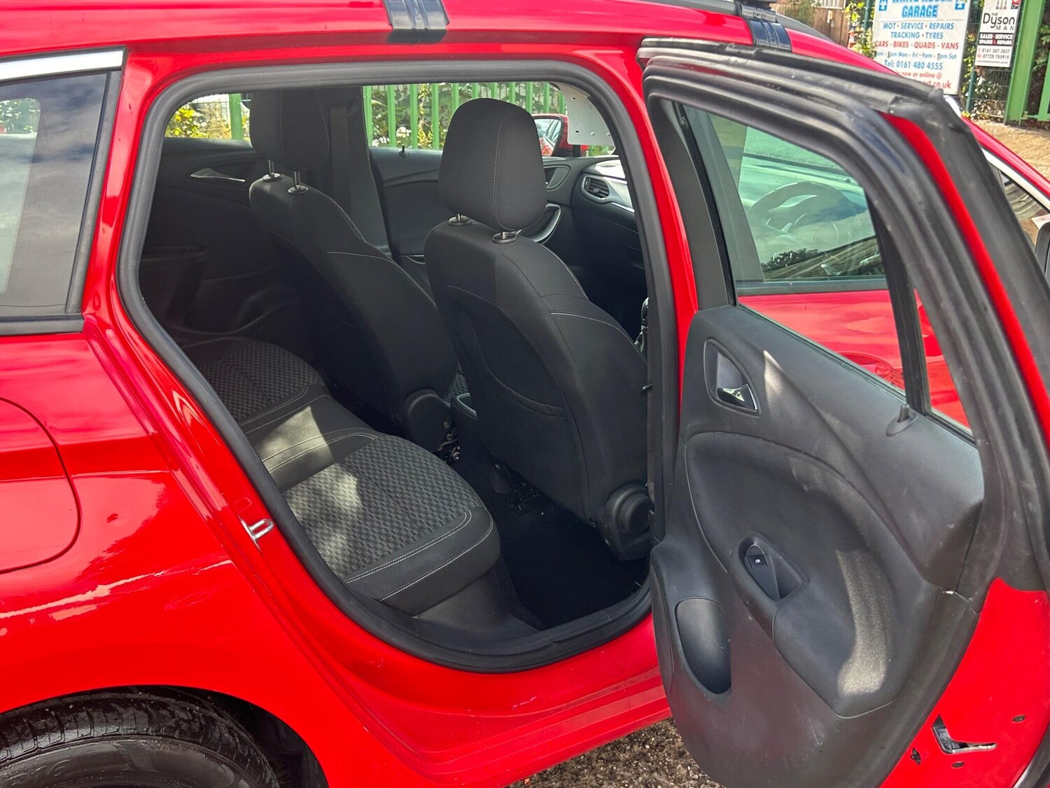 Used Vauxhall Astra 2016 for sale - 76952637: Photo 42