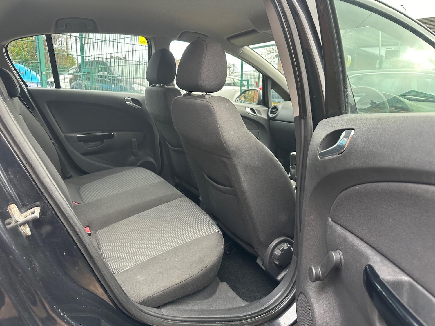 Used Vauxhall Corsa 2011 for sale - 76607081: Photo 26