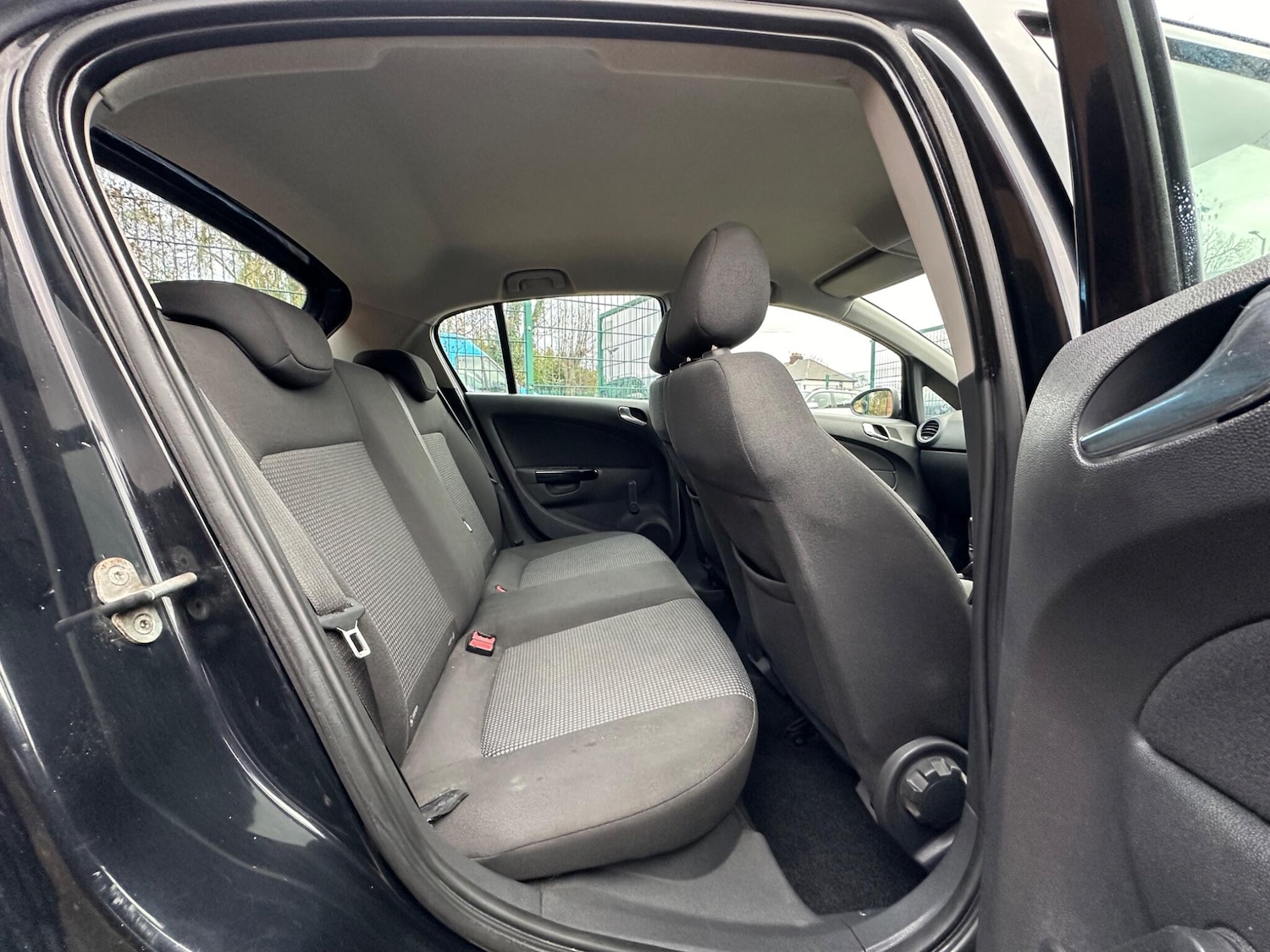 Used Vauxhall Corsa 2011 for sale - 76607081: Photo 27